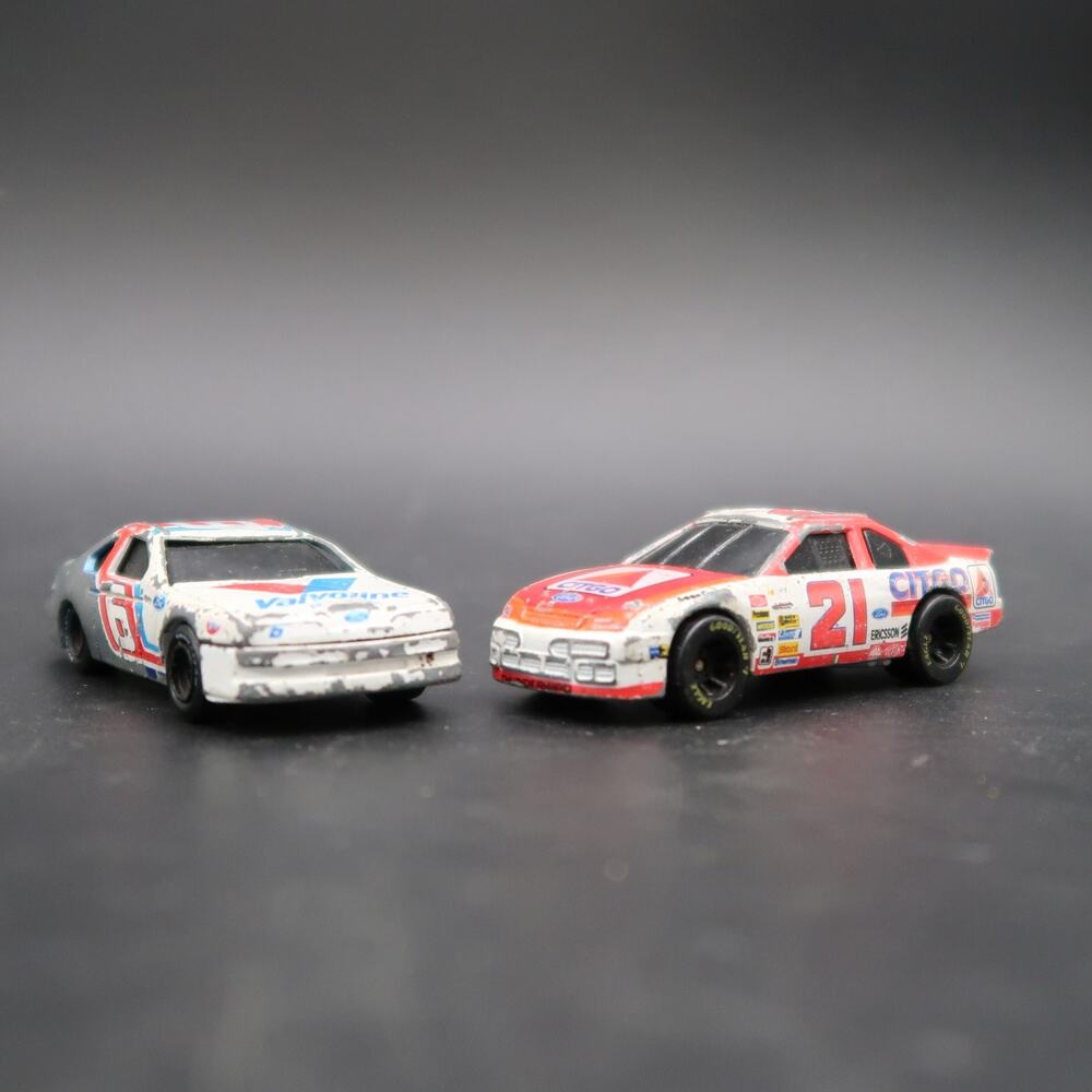 Racing Champions Diecast Cars Set of 2 1:64 Scale NASCAR #21 #6 PLEASE READ